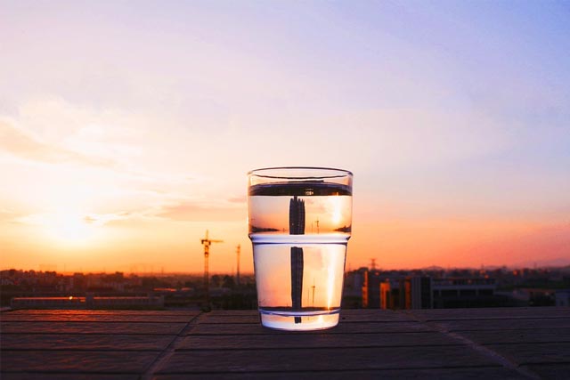 简约_生活_极致_生活就像一杯白开水微信公众号文章样式模板_速排